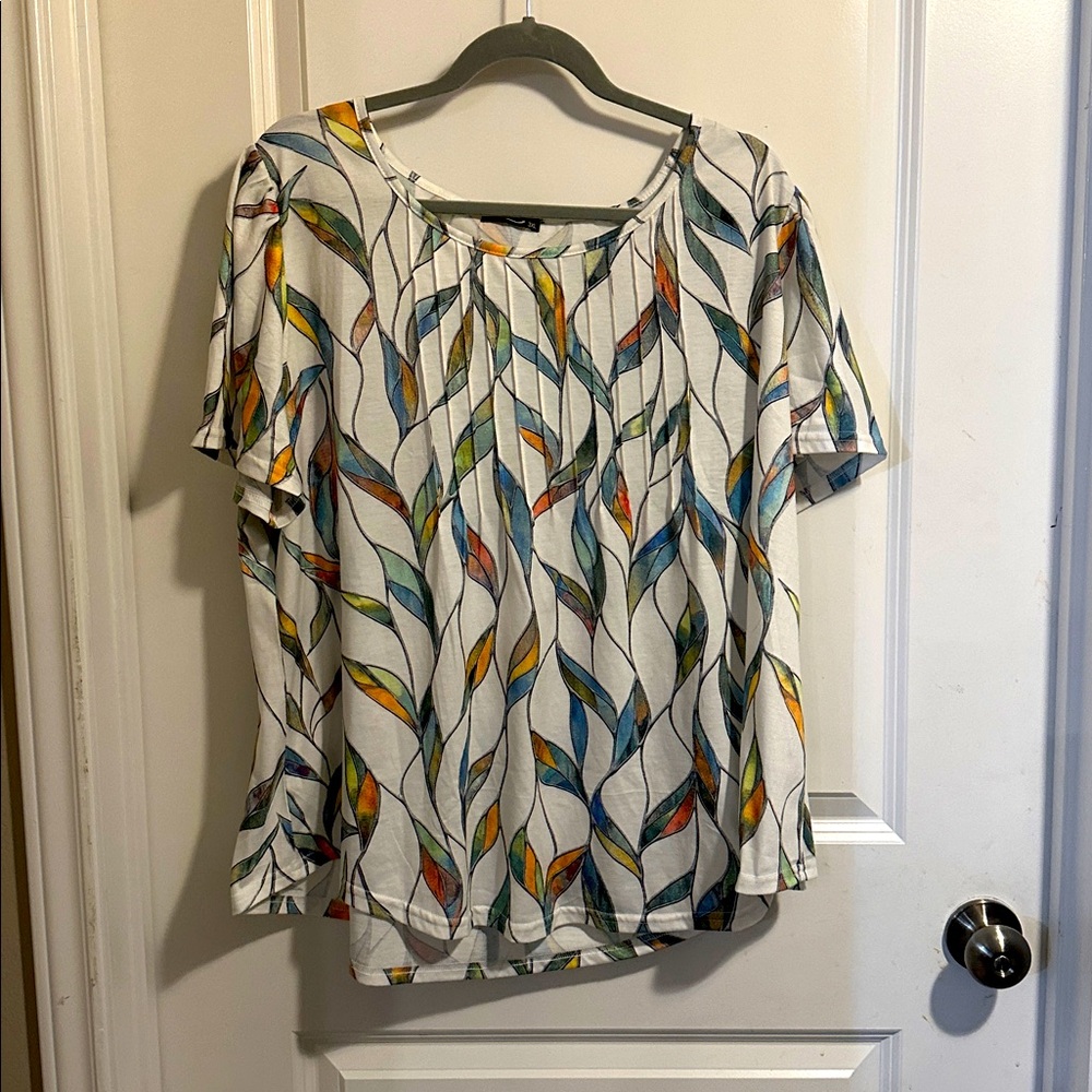 Ofeefan - Women’s Dressy Tee